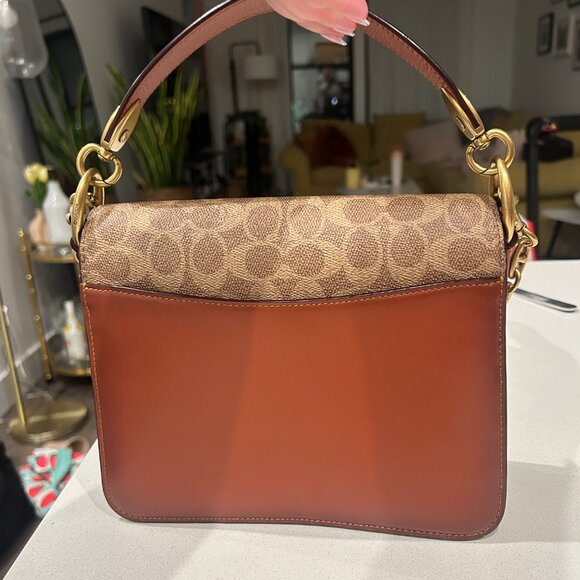 COACH Beat Shoulder Bag In Signature Canvas With Horse And Carriage Print - Picture 3 of 14